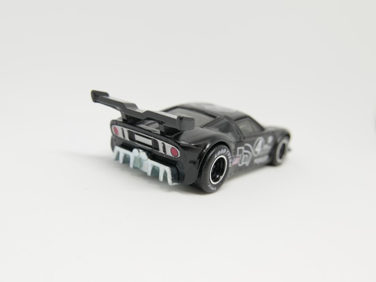 Hot Wheels Retro Entertainment Gran Turismo Ford GT (Black) Die-Cast  Vehicle 1/5 : : Toys
